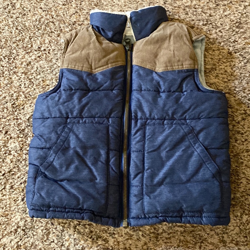 Crazy 8 blue and tan puffer vest size 4t